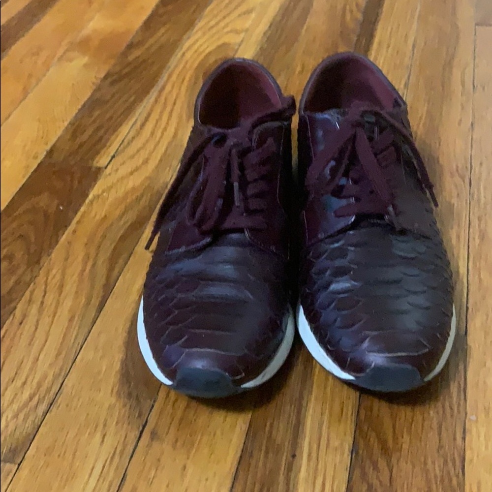 Vince Leather Sneakers